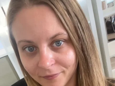 Watch JuicyLucy06 Live Adult Webcam Show - Free Sex Cam Stream