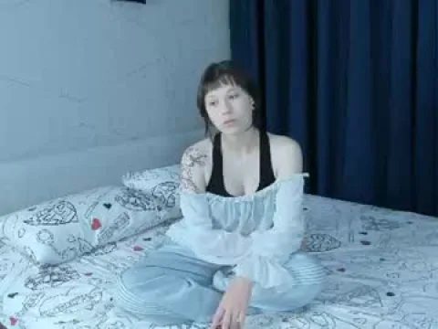 Watch Britt Offline Adult Webcam Show - Free Sex Cam Stream