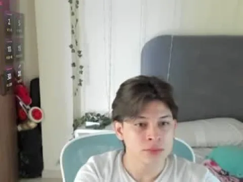 Watch Felixleex Offline Adult Webcam Show from Colombia - Free Sex Cam Stream