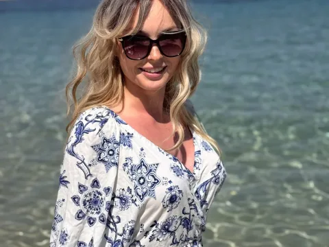 Watch Mila Kaminski99 Live Adult Webcam Show - Free Sex Cam Stream