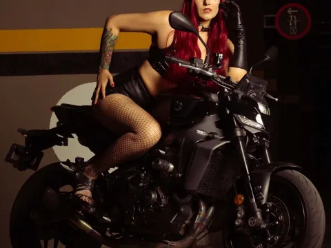 Watch BrunnaMoore Live Adult Webcam Show - Free Sex Cam Stream