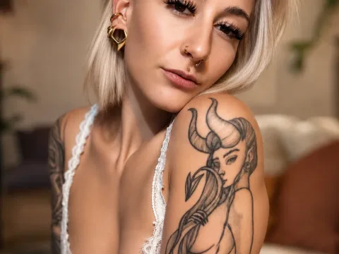 Watch IvyReigns Live Adult Webcam Show - Free Sex Cam Stream
