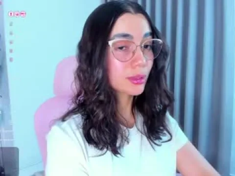 Watch Sara Ospina22 Live Adult Webcam Show from Colombia - Free Sex Cam Stream