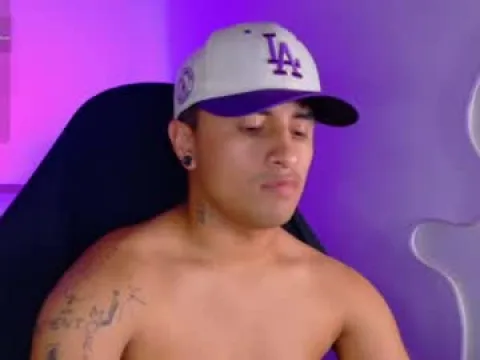 Watch Boylatin 777 Offline Adult Webcam Show from Colombia - Free Sex Cam Stream