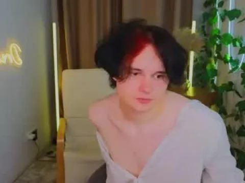 Watch Tom Offline Adult Webcam Show - Free Sex Cam Stream