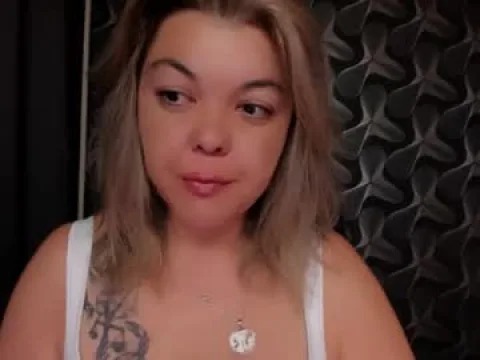 Watch Full time mean bitch Live Adult Webcam Show - Free Sex Cam Stream