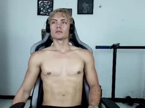 Watch Kevin Offline Adult Webcam Show from Colombia - Free Sex Cam Stream