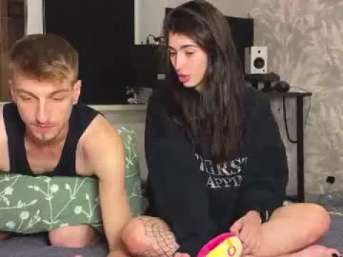 Watch Sweetiepipe Offline Adult Webcam Show - Free Sex Cam Stream