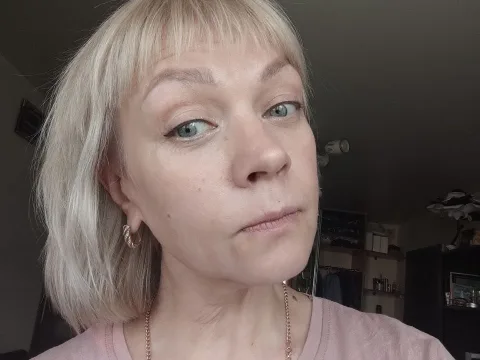 Watch Ann Annise Live Adult Webcam Show - Free Sex Cam Stream