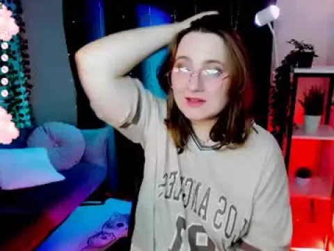 Watch Tara Live Adult Webcam Show - Free Sex Cam Stream