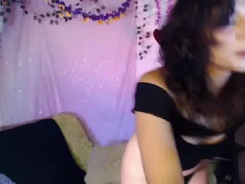 Watch Jaadee18 Live Adult Webcam Show from Colombia - Free Sex Cam Stream