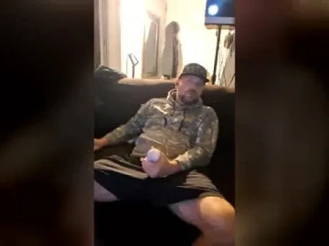 Watch 420happydaz Offline Adult Webcam Show from Canada - Free Sex Cam Stream