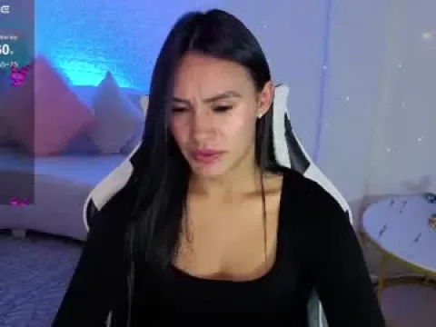 Watch Allisson A Offline Adult Webcam Show from Colombia - Free Sex Cam Stream