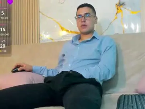 Watch Kairo Tay1 Offline Adult Webcam Show from Colombia - Free Sex Cam Stream