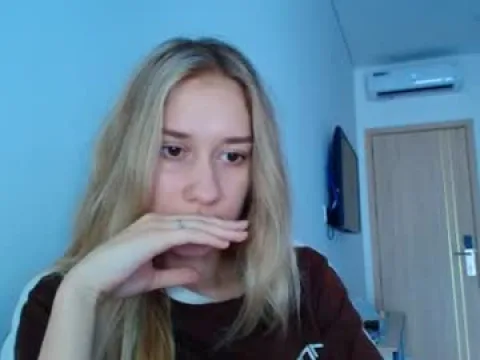 Watch KittyF69 Offline Adult Webcam Show - Free Sex Cam Stream