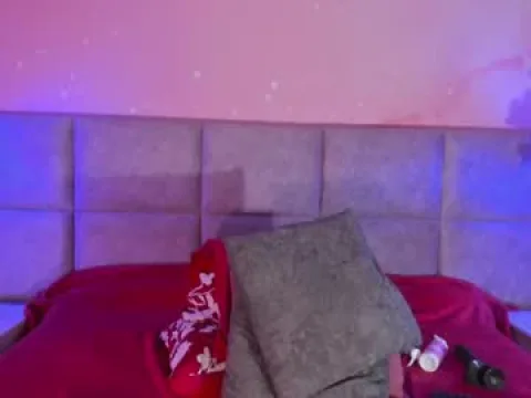 Watch LushiLoce Offline Adult Webcam Show from Colombia - Free Sex Cam Stream