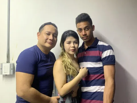 Watch CamilaGirlAndTwoBoy Offline Adult Webcam Show - Free Sex Cam Stream