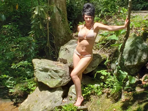 Watch GardenGirl00 Offline Adult Webcam Show - Free Sex Cam Stream
