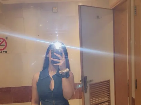 Watch Simran Kaurr Live Adult Webcam Show - Free Sex Cam Stream