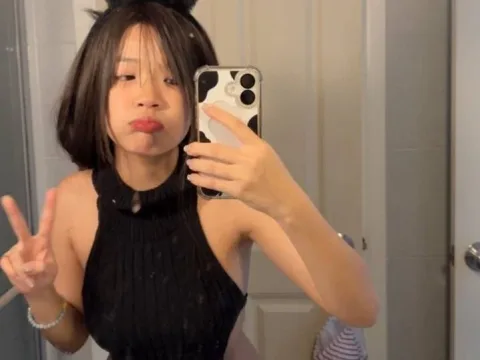 Watch Callmewawa Live Adult Webcam Show - Free Sex Cam Stream