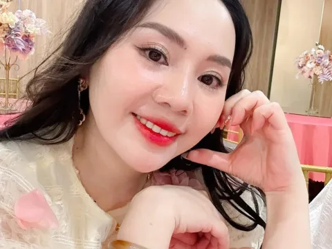 Watch Mindora Live Adult Webcam Show - Free Sex Cam Stream