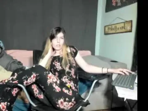 Watch Roxihazeleyes Live Adult Webcam Show from United States - Free Sex Cam Stream