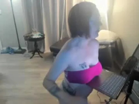 Watch Cpcripz Offline Adult Webcam Show from Canada - Free Sex Cam Stream