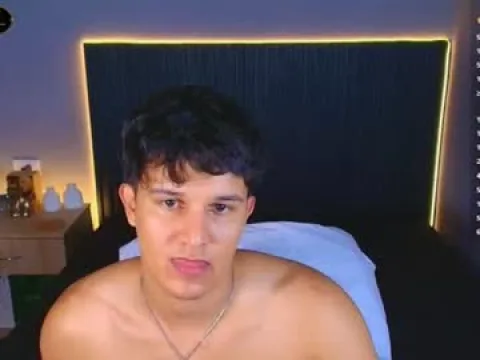 Watch Leo Offline Adult Webcam Show - Free Sex Cam Stream