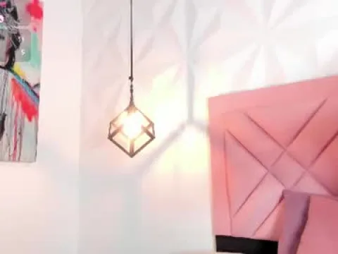 Watch carolinedaring Live Adult Webcam Show from Colombia - Free Sex Cam Stream