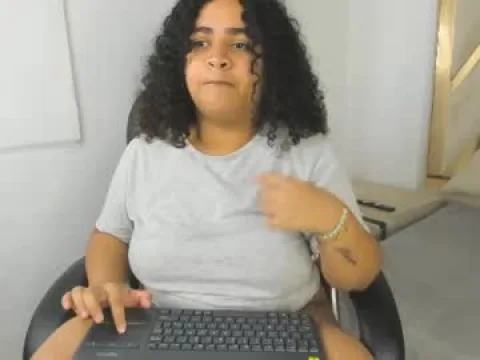 Watch Katlin Offline Adult Webcam Show from Colombia - Free Sex Cam Stream