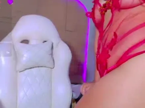 Watch Hannahmonttgomery Live Adult Webcam Show from Colombia - Free Sex Cam Stream