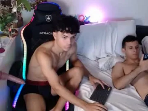 Watch KevinandMikee Offline Adult Webcam Show from United States - Free Sex Cam Stream