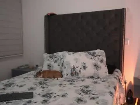 Watch 𝕊𝕒𝕝𝕠𝕞é Live Adult Webcam Show from Colombia - Free Sex Cam Stream