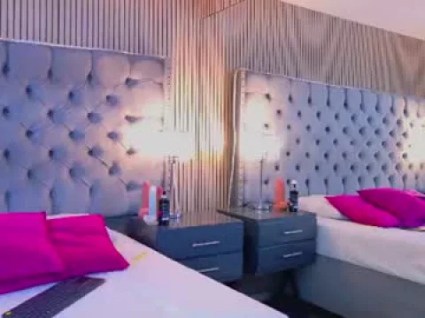 Watch Cintiaholms Offline Adult Webcam Show from Colombia - Free Sex Cam Stream