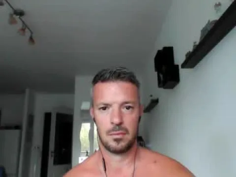 Watch Minka28 Offline Adult Webcam Show from France - Free Sex Cam Stream