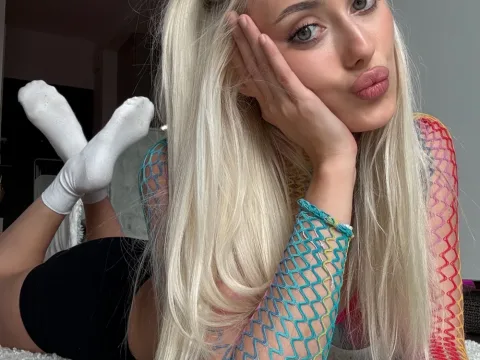Watch LoryWood Live Adult Webcam Show - Free Sex Cam Stream