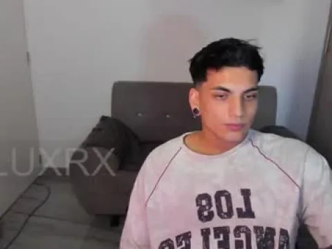 Watch LuXrrX Offline Adult Webcam Show from Colombia - Free Sex Cam Stream