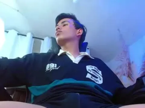 Watch Angelocum18 Offline Adult Webcam Show from Colombia - Free Sex Cam Stream