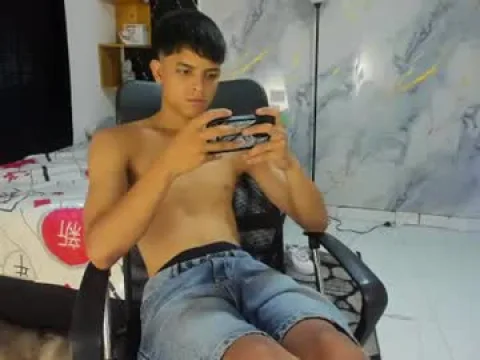 Watch Yesus Offline Adult Webcam Show from Colombia - Free Sex Cam Stream