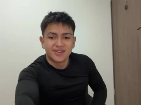 Watch Santiagomg Offline Adult Webcam Show from Colombia - Free Sex Cam Stream