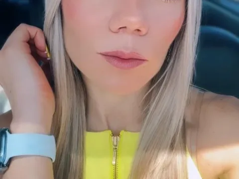 Watch Camila Velvett Live Adult Webcam Show - Free Sex Cam Stream