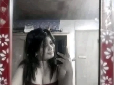 Watch Wild Joan Live Adult Webcam Show - Free Sex Cam Stream
