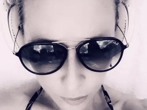 Watch Blondi2077 Live Adult Webcam Show - Free Sex Cam Stream
