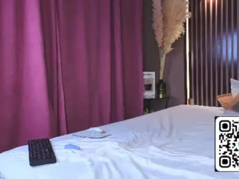 Watch Alexisl0ve Offline Adult Webcam Show - Free Sex Cam Stream