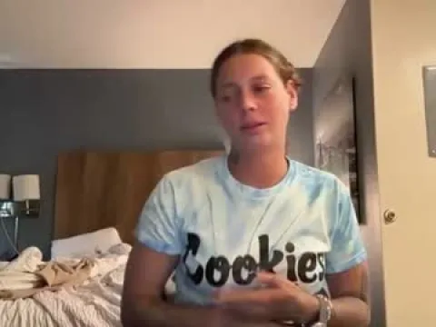 Watch Cinlives Offline Adult Webcam Show from United States - Free Sex Cam Stream