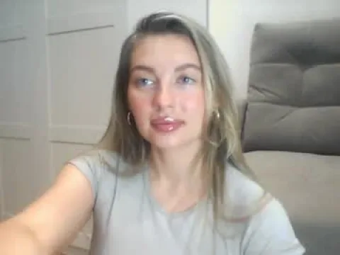 Watch Syrami Offline Adult Webcam Show - Free Sex Cam Stream