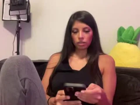 Watch Gabby Offline Adult Webcam Show from United States - Free Sex Cam Stream