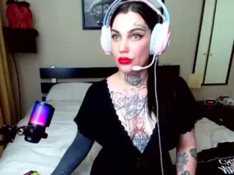 Watch Ashley Faye Offline Adult Webcam Show from South Africa - Free Sex Cam Stream
