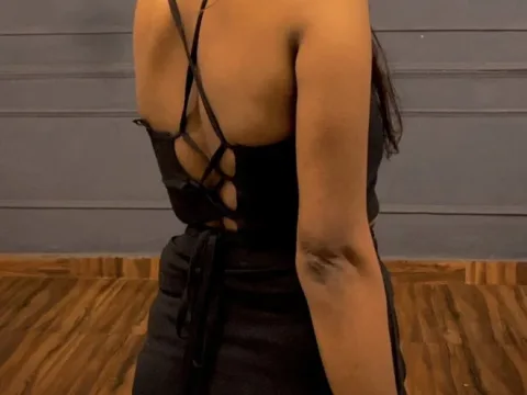 Watch Queen Avantika Live Adult Webcam Show - Free Sex Cam Stream