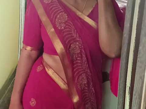 Watch Sexyhottelugu Live Adult Webcam Show - Free Sex Cam Stream